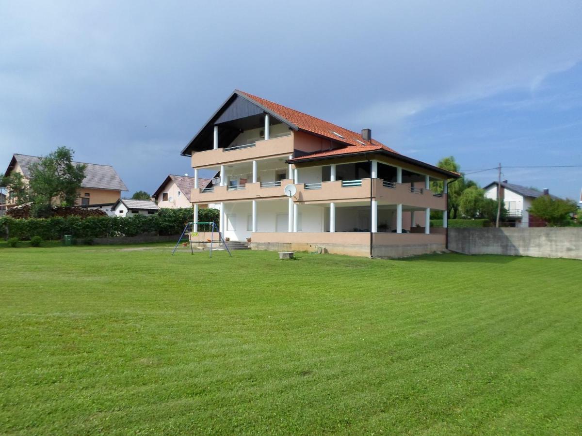 Apartment Gorska Vila Ogulin Exterior photo