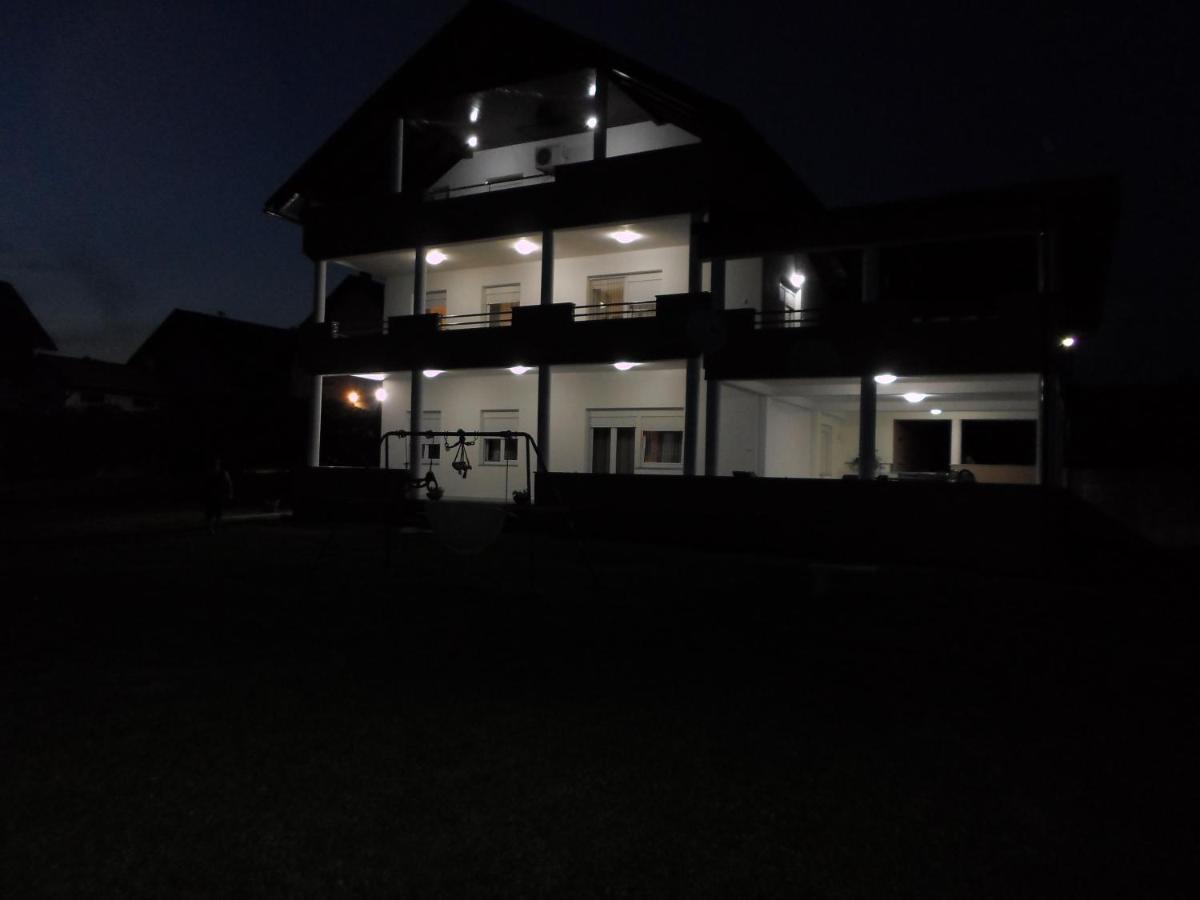 Apartment Gorska Vila Ogulin Exterior photo